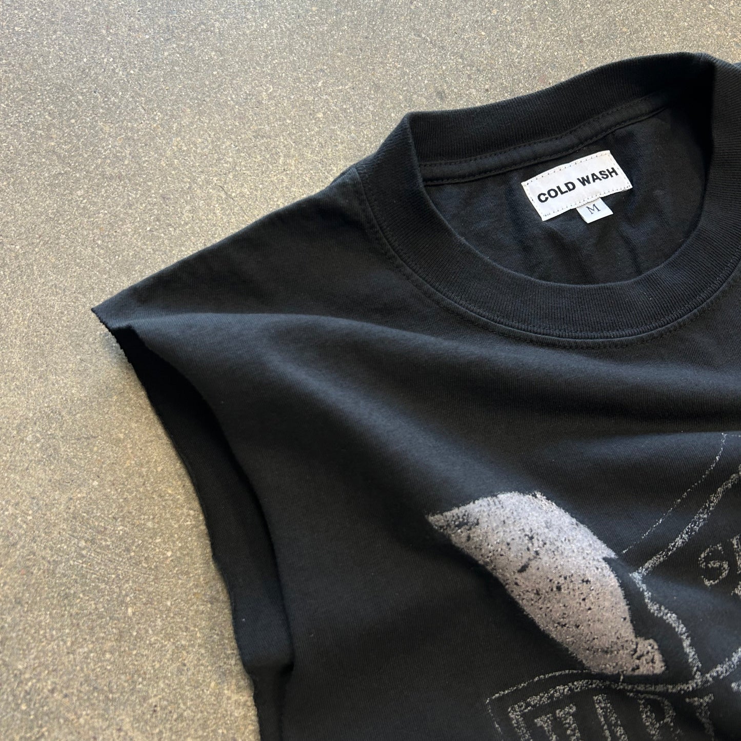 V-TWIN CUTOFF TEE